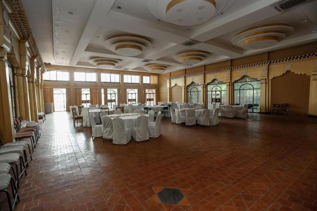 Grand Norling Hotel'S Resort Kathmandu Exteriör bild