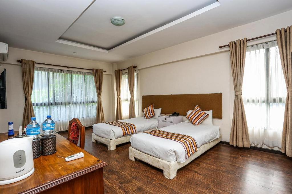 Grand Norling Hotel'S Resort Kathmandu Exteriör bild