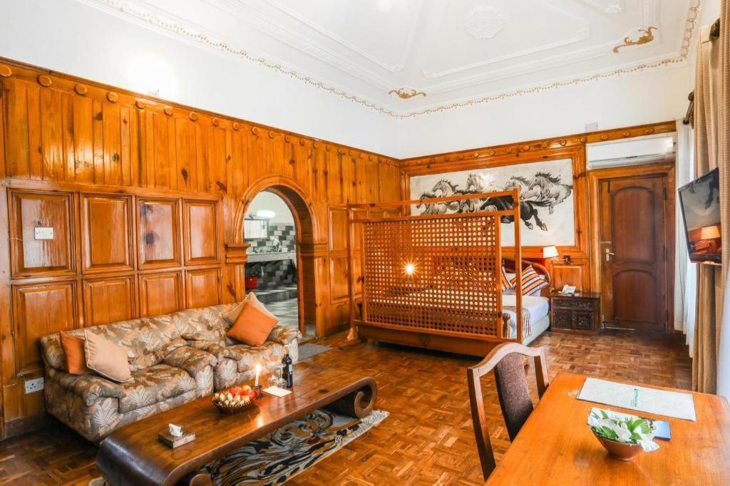 Grand Norling Hotel'S Resort Kathmandu Exteriör bild