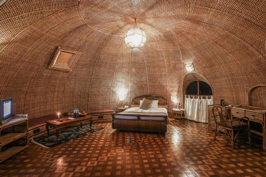 Grand Norling Hotel'S Resort Kathmandu Exteriör bild