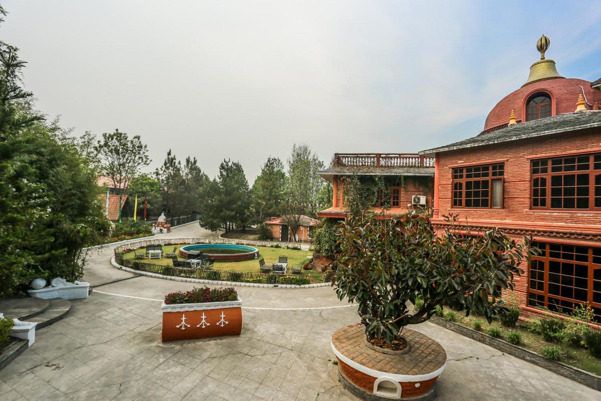 Grand Norling Hotel'S Resort Kathmandu Exteriör bild